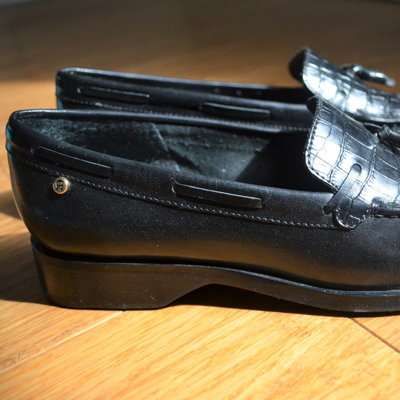 Etienne Aigner Gotham Loafers - Picture 2 of 3
